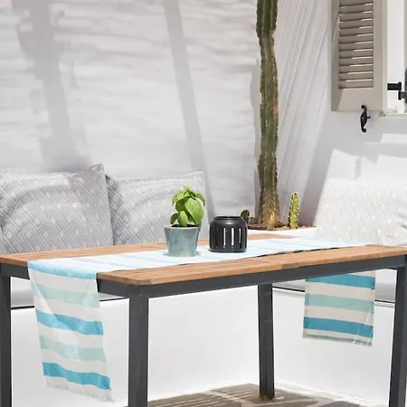 Swell S7 New 2 Bd Flat In Apartament Nausa