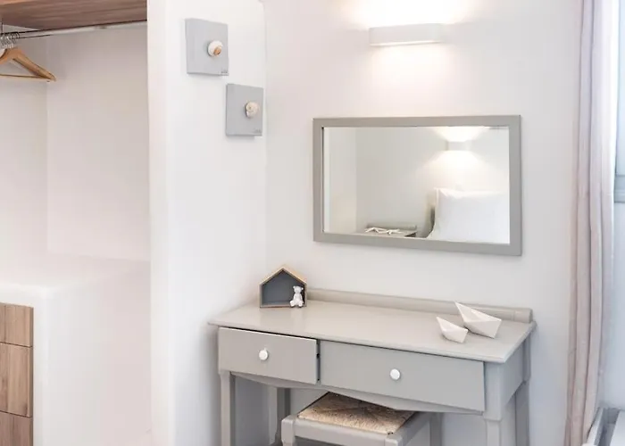 Swell S7 New 2 Bd Flat In *