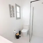 Swell S7 New 2 Bd Flat In Naoussa